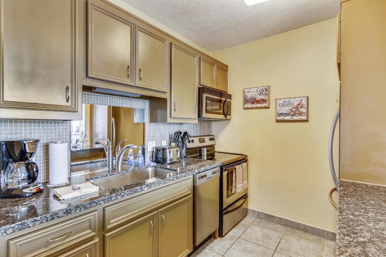 Galvestonian 112-Beachfront Hideaway Экстерьер фото